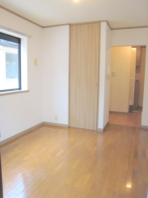 居室・リビング　※リノベーション前の写真です