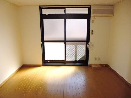 居室・リビング　★明るい洋室です★