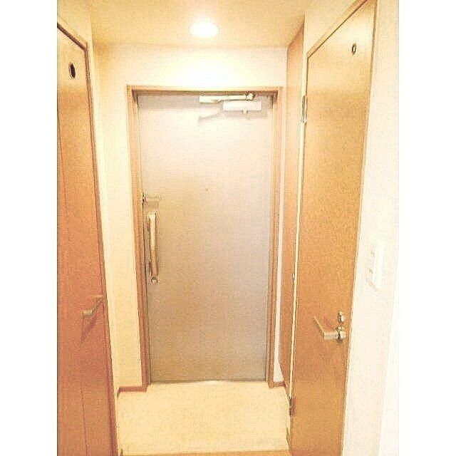 玄関　お部屋探しは株式会社　タウンハウジング　までお気軽にお問合…