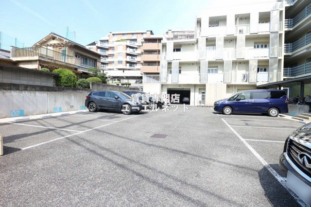 駐車場　敷地内駐車場あり◎