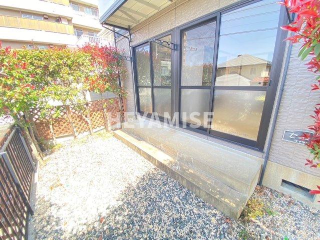 バルコニー　※同物件別室反転間取りの写真です。※現況を優先します。