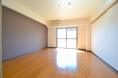 居室・リビング　洋室