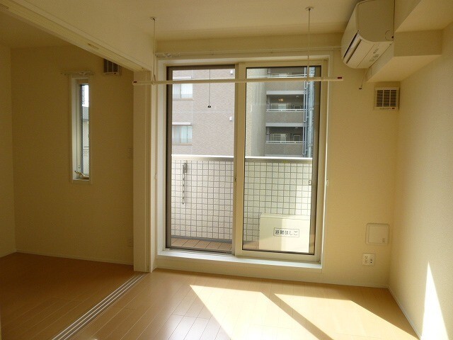 居室・リビング　居室