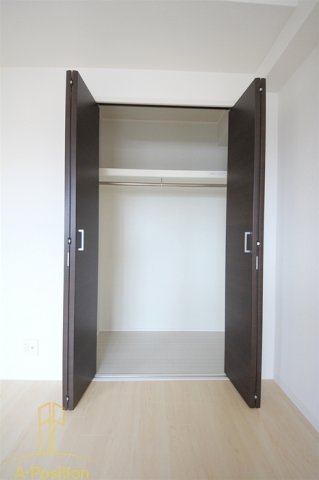 収納　デセンテ北梅田