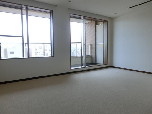 居室・リビング　１４帖のＬＤＫ