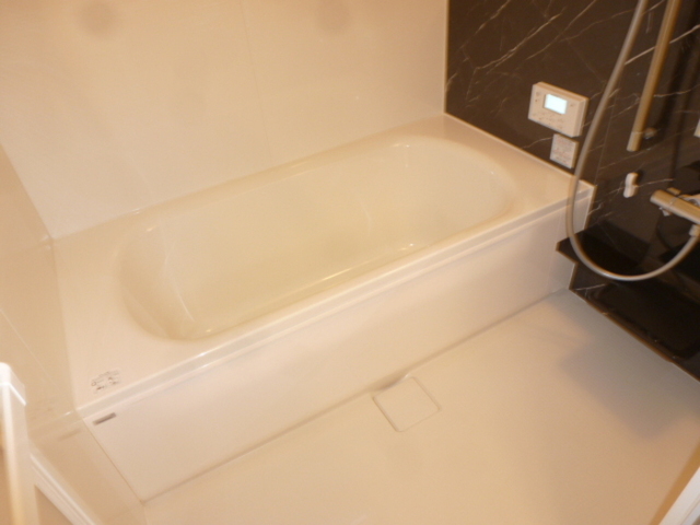 バス・シャワールーム　一坪風呂