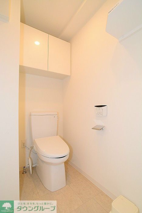 トイレ　カラータイプ異なります。