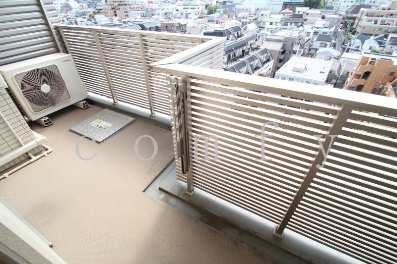 バルコニー　バルコニー