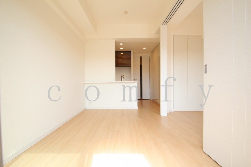 居室・リビング　８帖のリビング