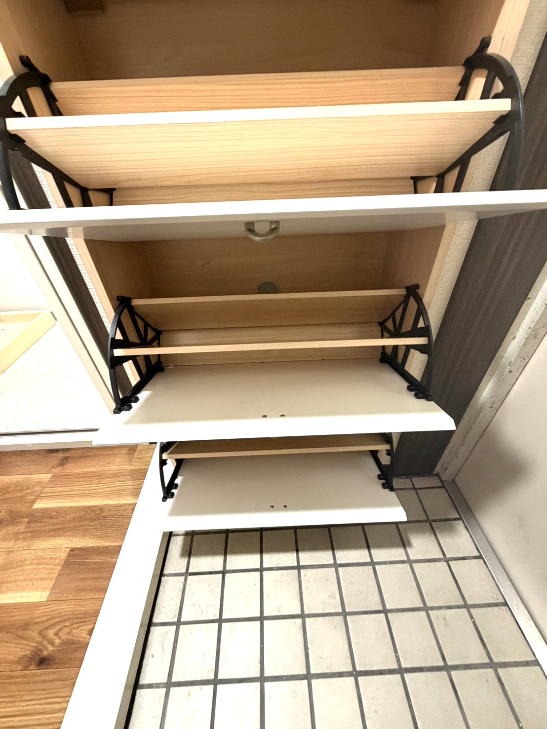 収納　シューズボックス