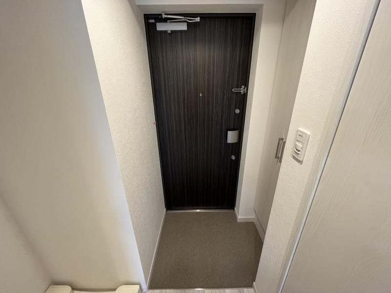 玄関　収納もある玄関です