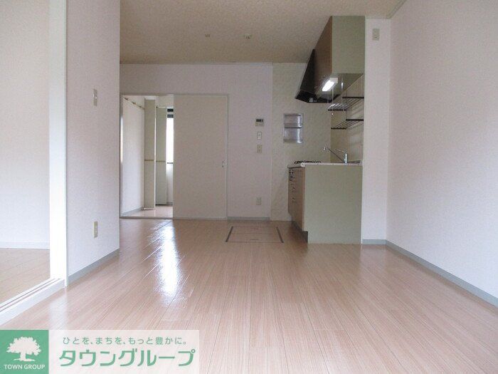 居室・リビング　お問合せはタウンハウジングまで！※現地待合わせ相談可能