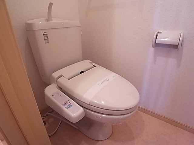 トイレ　ウォシュレット付き！