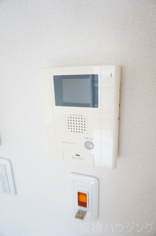 セキュリティ　TVモニター付インターホン