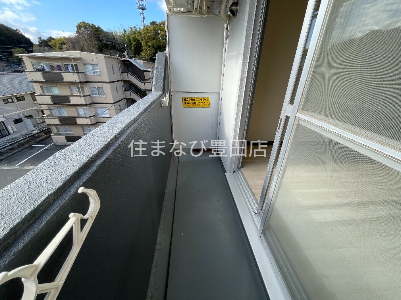 バルコニー　同型別部屋写真