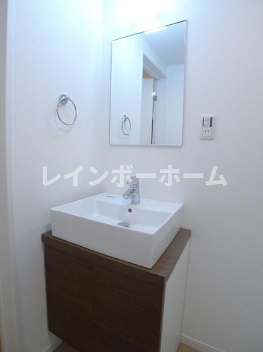 洗面設備　忙しい朝には欠かせない洗面所です