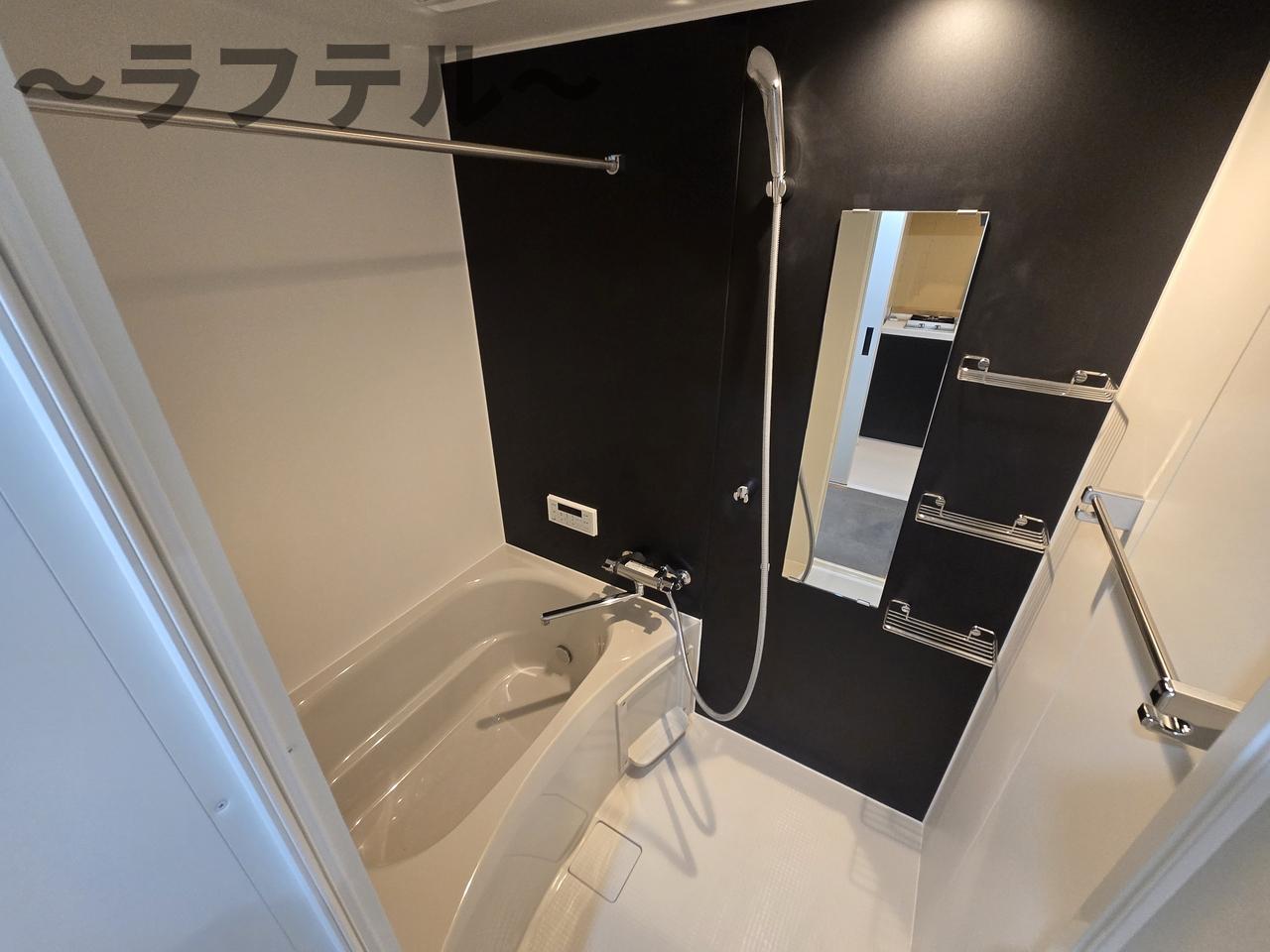 バス・シャワールーム　別部屋イメージ写真
