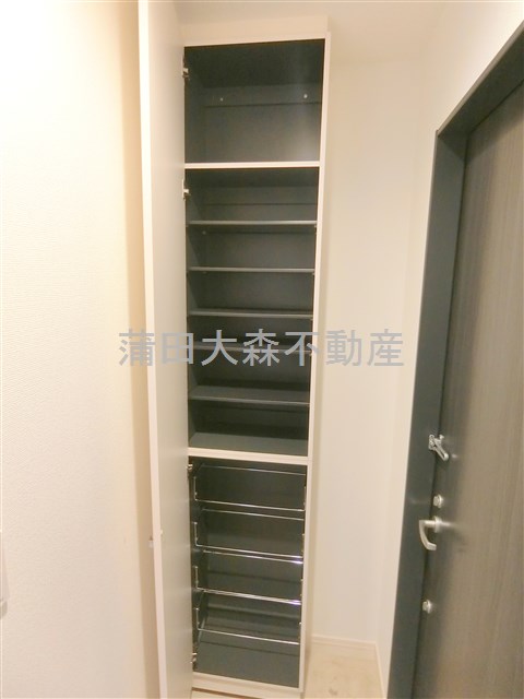 その他設備　玄関収納