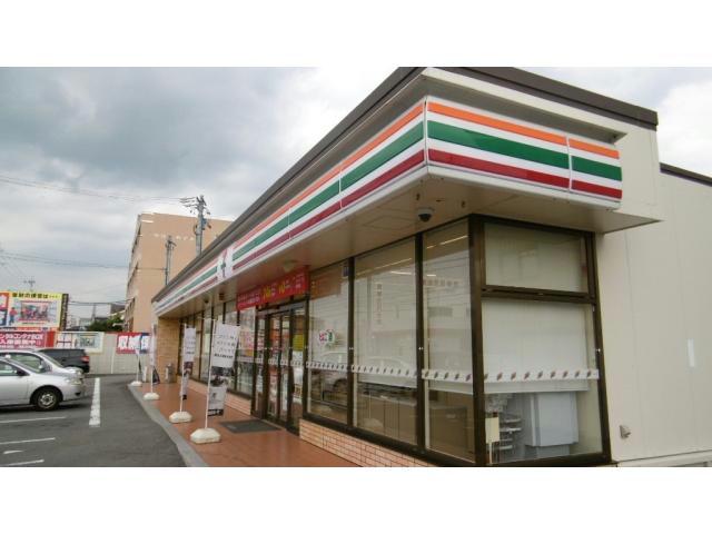 コンビニ　セブンイレブン春日井朝宮町店（コンビニ）まで389m