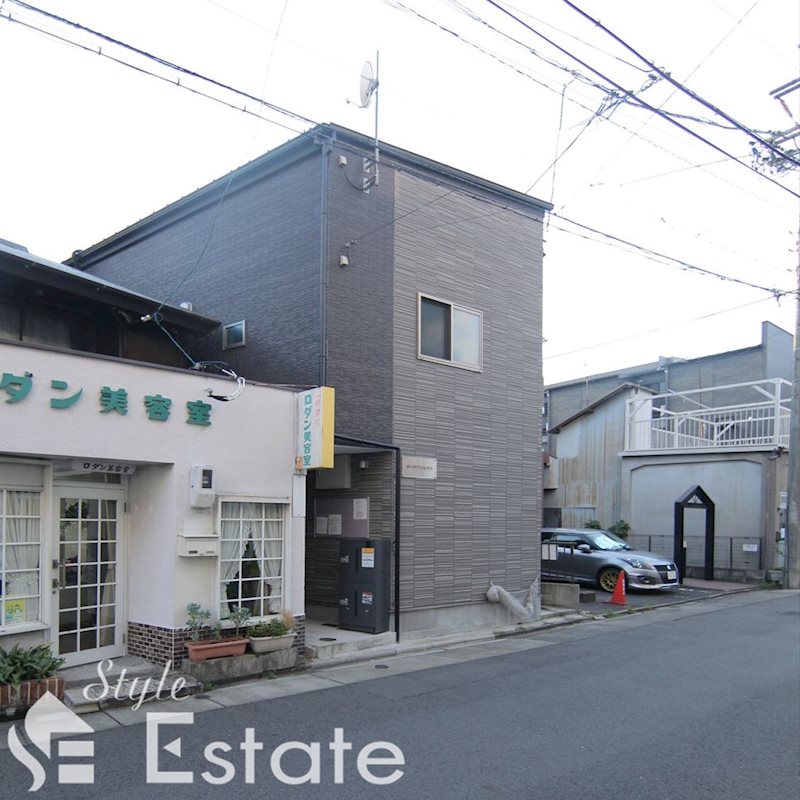 建物外観　デザイナーズ　ロフト付