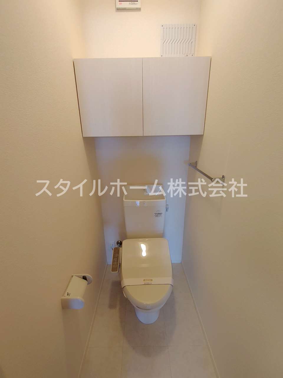 トイレ　同建物内別部屋の写真です。