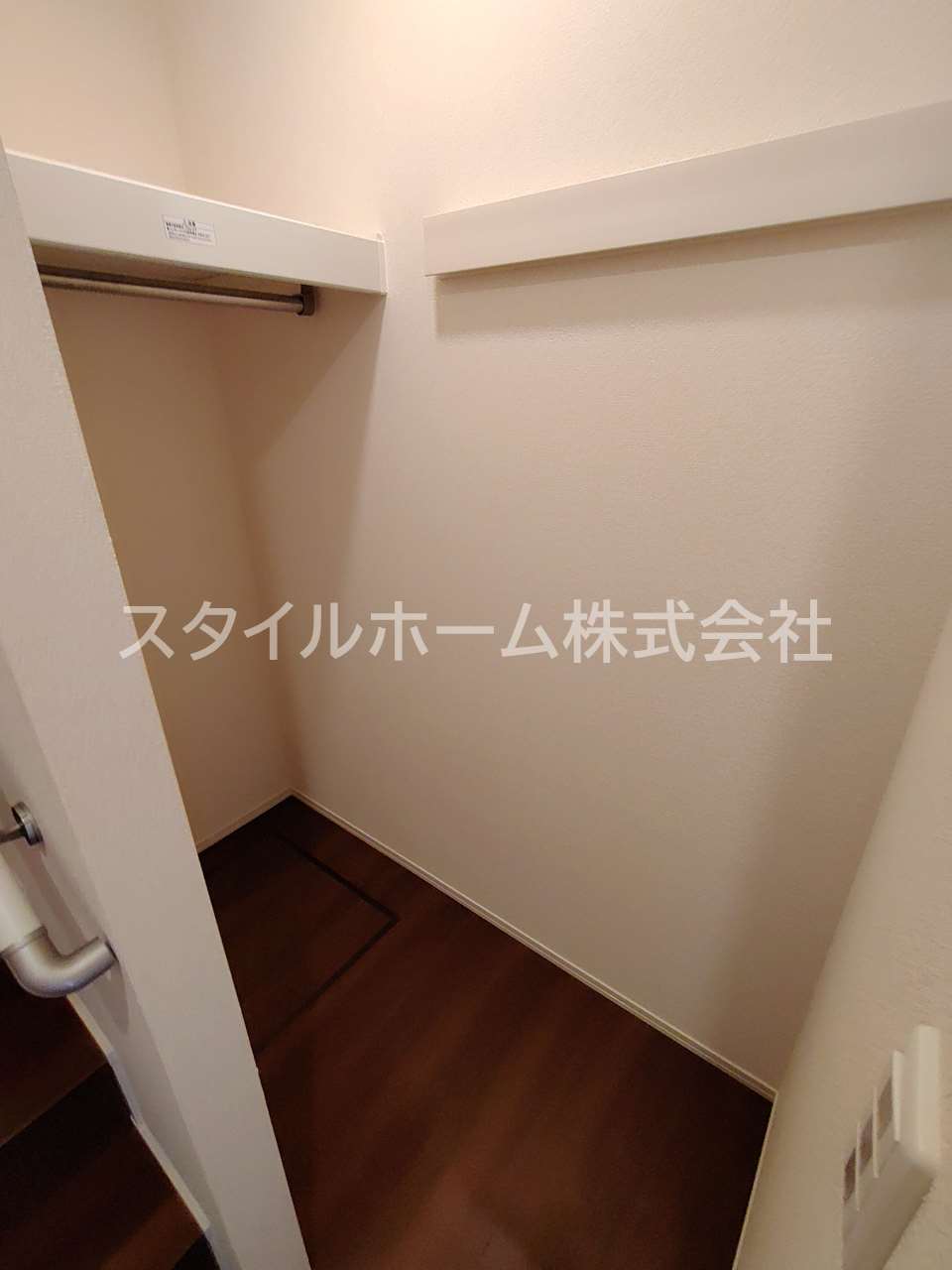 収納　同建物内別部屋の写真です。