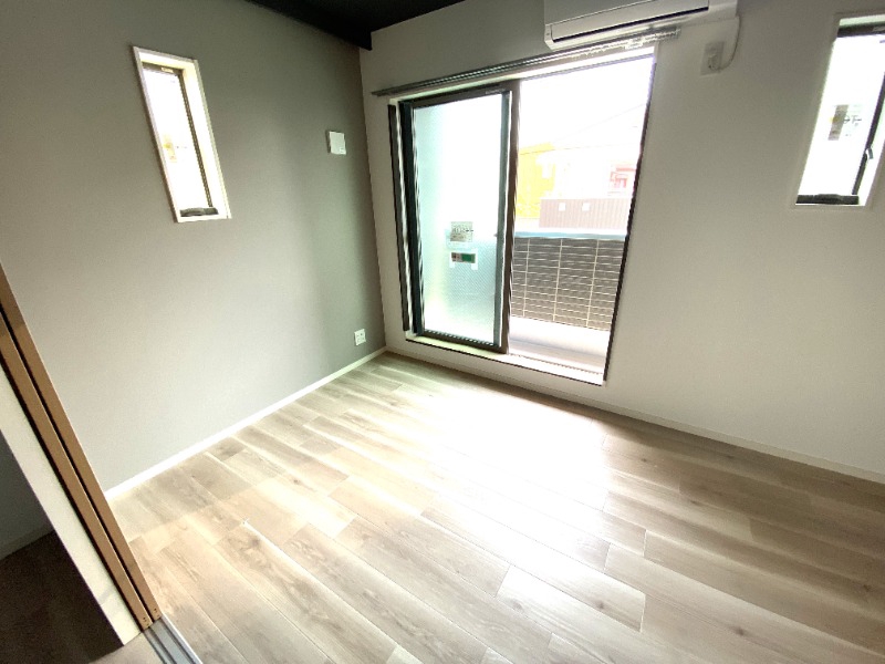 その他　白を基調にした明るいお部屋です。