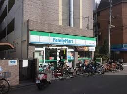 コンビニ　ファミリーマート 塚本二丁目店（コンビニ）まで400m