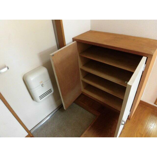 玄関　シューズボックス