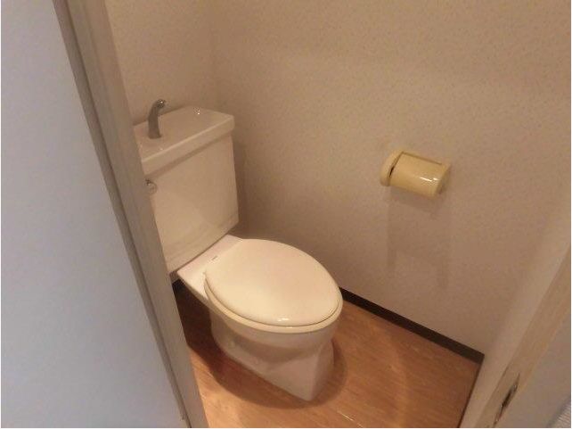 トイレ　トイレ（同一仕様写真）
