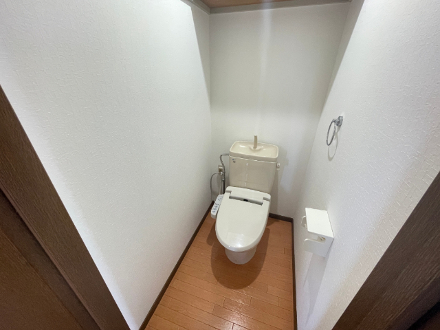 トイレ　ウォシュレット