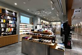 ショッピングセンター　靴下屋渋谷マークシティ店（ショッピングセンター）まで607m