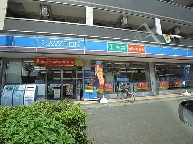 コンビニ　ローソン菅馬場一丁目店（コンビニ）まで247m