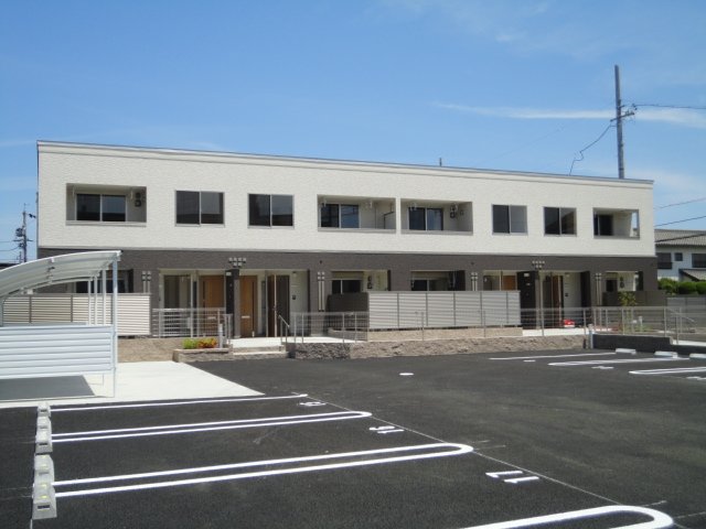 建物外観　外観写真（昼）