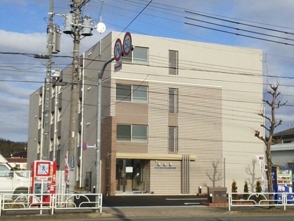 建物外観　礼金・更新料なしの物件。