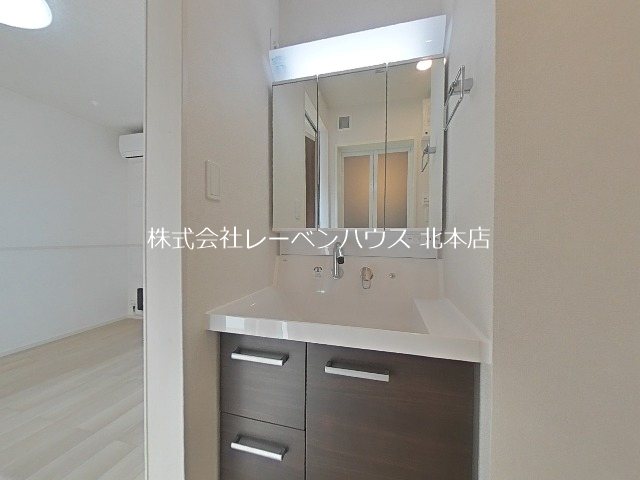 洗面設備　同モデル類似別物件参考室内写真