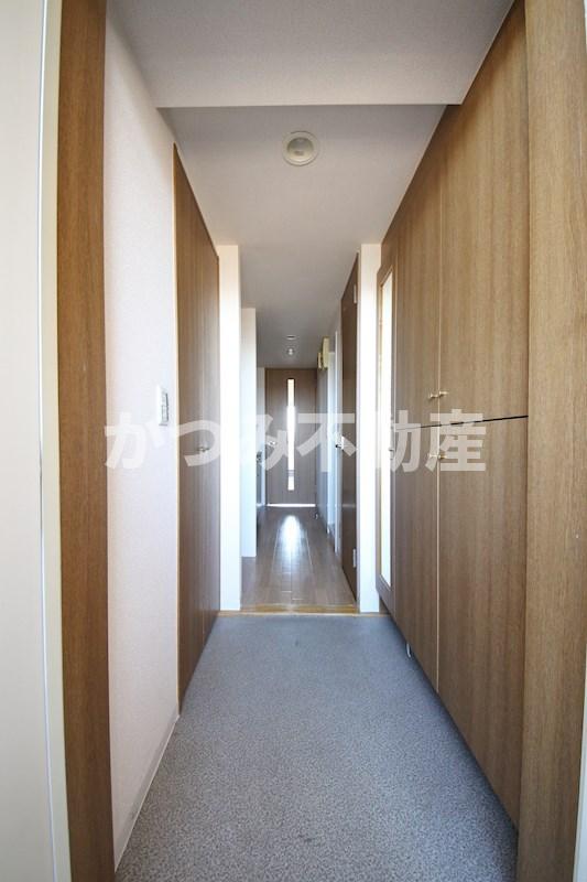 玄関　※参考写真※