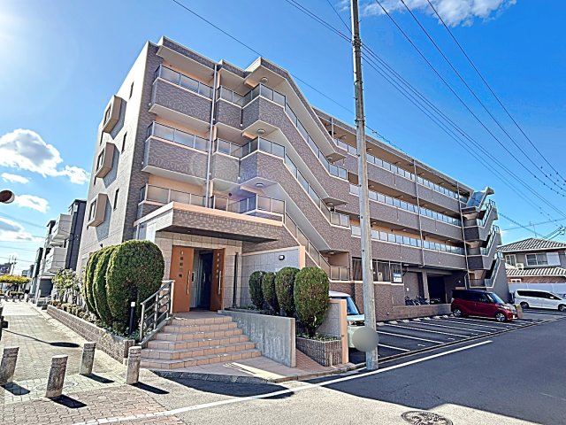 建物外観　オシャレなオートロック付マンションタイプ☆