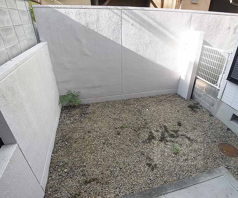 バルコニー　専用庭