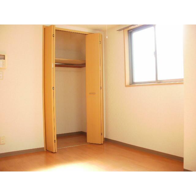 収納　※別部屋参考写真です。