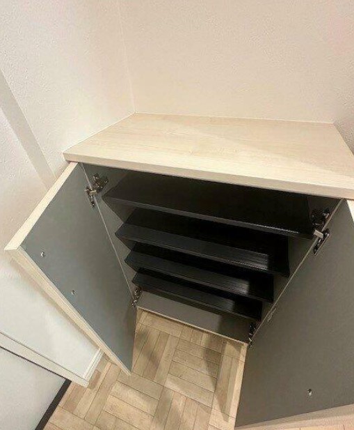 玄関　※別部屋参考写真