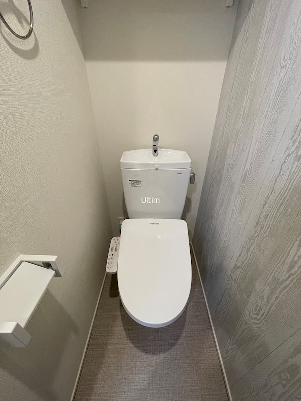 トイレ　※別のお部屋の写真です