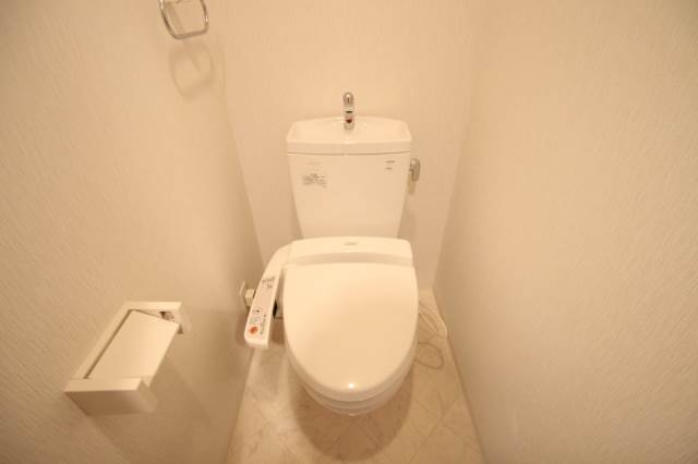 トイレ　ウォシュレット付きのトイレです。（イメージ写真）