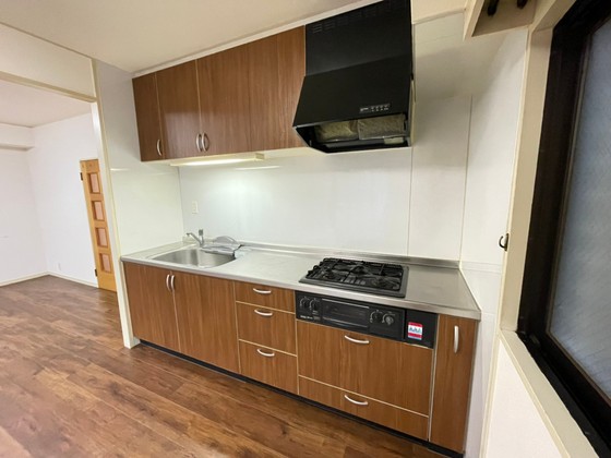 キッチン　※別部屋の写真です