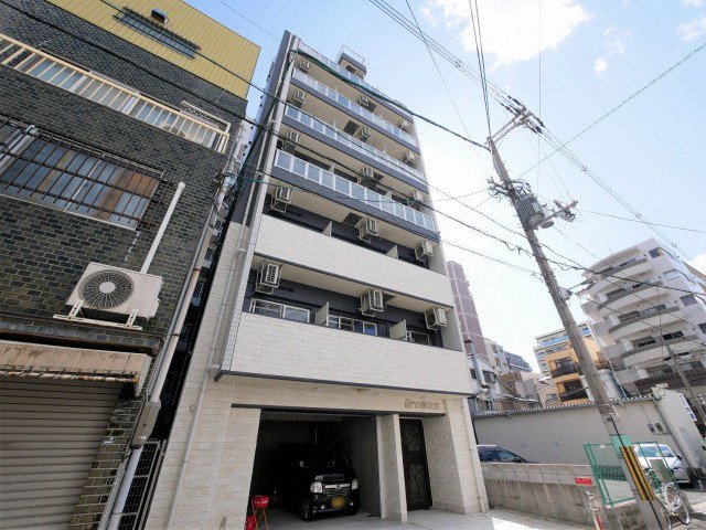 建物外観　落ち着いた雰囲気の外観です