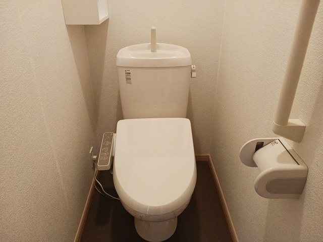 トイレ　同物件、類似間取りのイメージ写真です