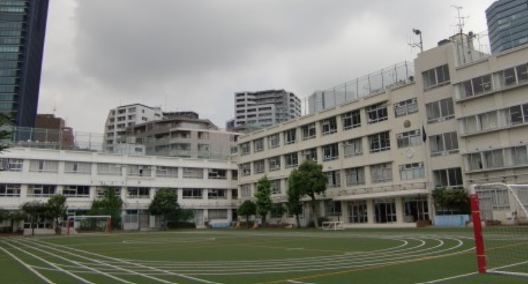 小学校　目黒区立菅刈小学校（小学校）まで380m