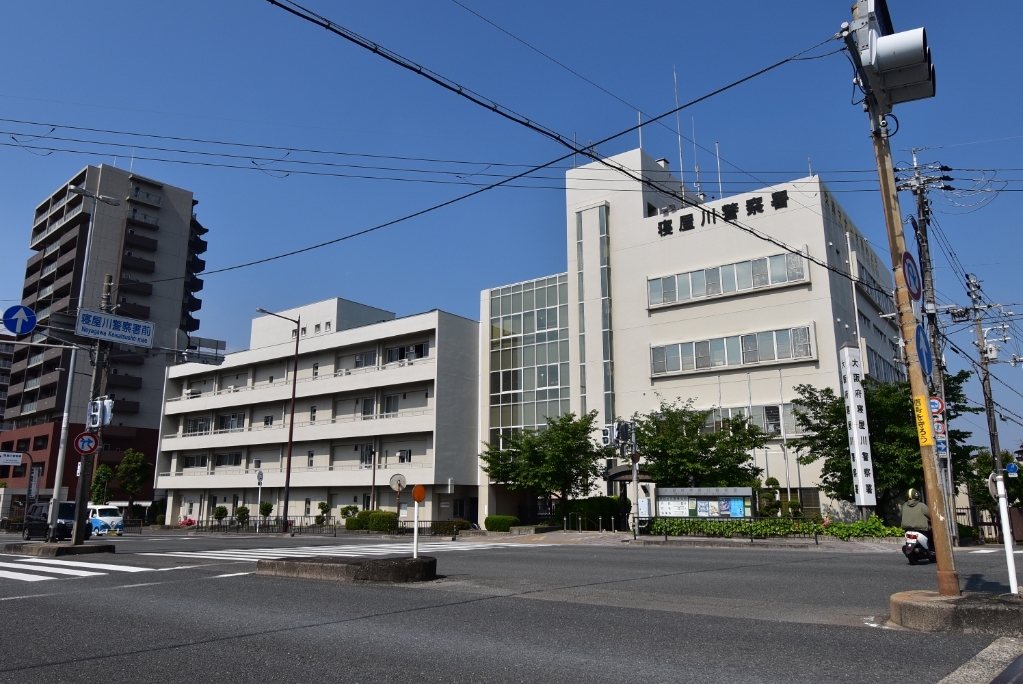 警察署・交番　寝屋川警察署（警察署・交番）まで352m