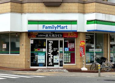 コンビニ　ファミリーマート 武蔵境二丁目店（コンビニ）まで770m