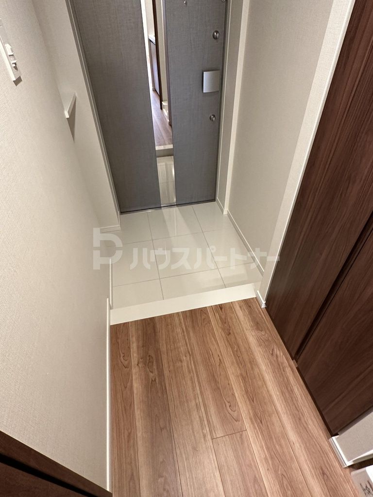 玄関　設備